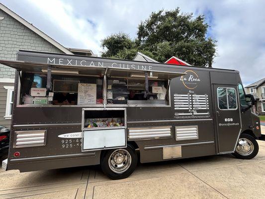 La Roca food truck