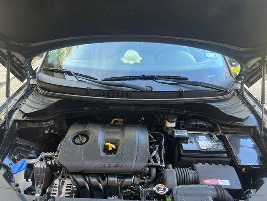 Engine bay detail on Kia soul