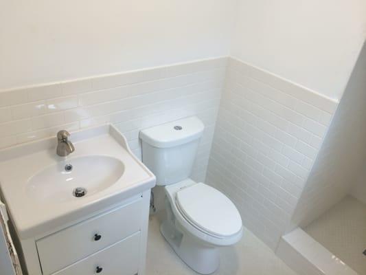 Looking to install a new bathroom? Call us for a free estimate. Wed like to be your glendale plumber