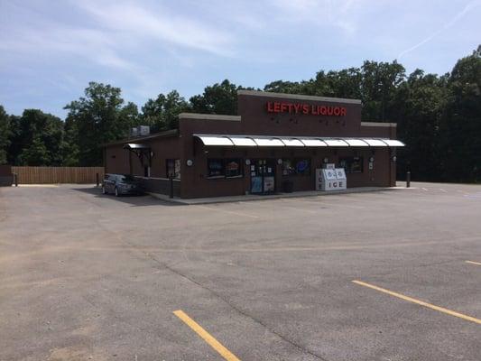 Lefty's Liquor