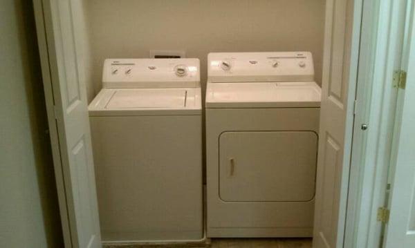 The "L" in luxury stands for laundry. Hooray washer and dryer with no added cost.