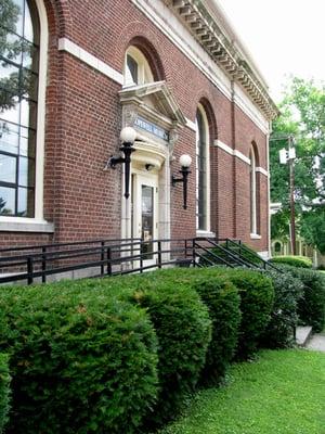 Hopewell Museum is a renovated 1908 Beaux Arts Post Office Building which now houses an art and history museum.