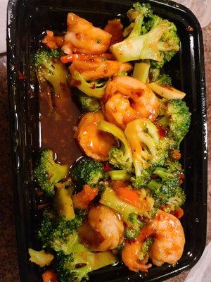 Spicy shrimp and broccoli