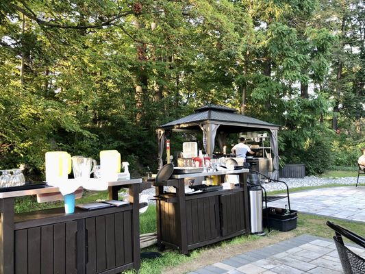 Outdoor kitchen area