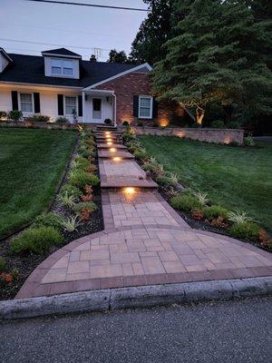 Walkway round design with lights included