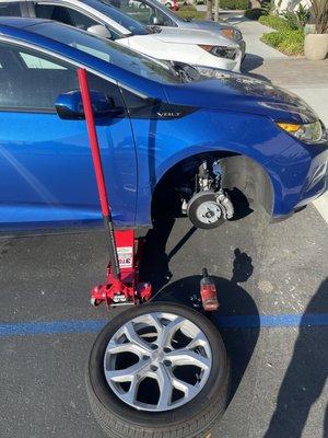 Car tire services in Burbank