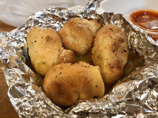 Garlic knots