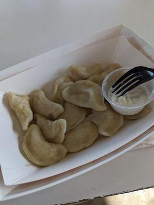 14 vareniki (potato dumplings).