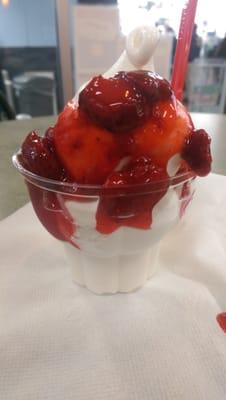 Small soift serve strawberry sundae as only DQ can do