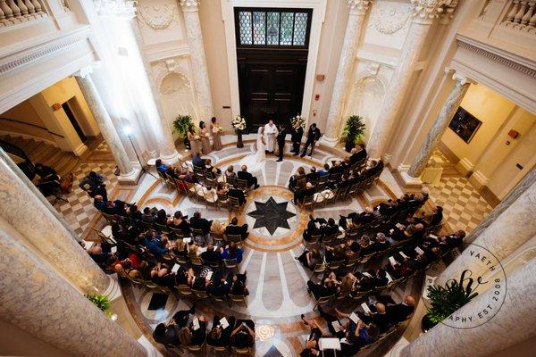 Bryan George Music
 
 real wedding at Carnegie Institution for Science by bryangeorgemusic.com . photo courtesy of Stacey Vaeth Photography