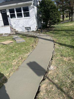 Concrete walkway