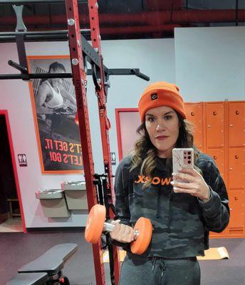 Post your selfies! We love to see you killing it in the gym!