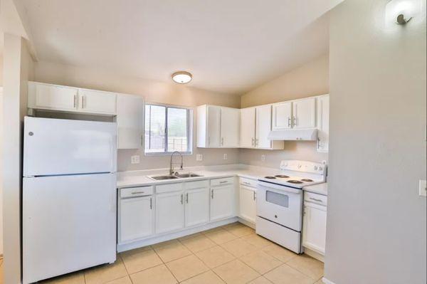 Beautiful kitchen in a Mesa rental home listed for lease by our great property management team.