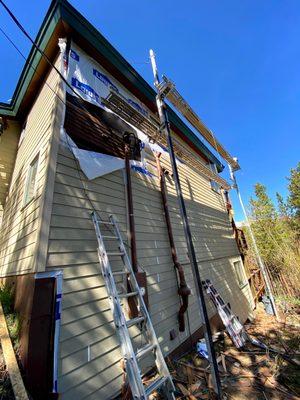 James Hardie Siding being installed before paint