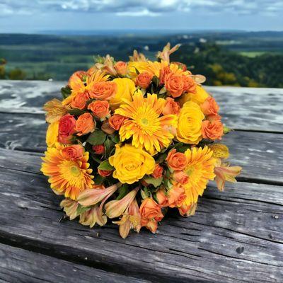 Fall arrangement with a view