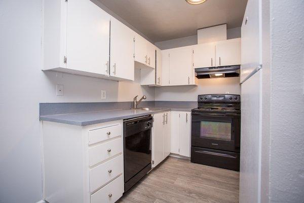 Covington Square Apartments Kitchen