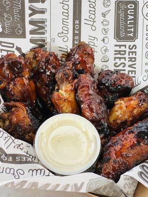 Kickin' bourbon wings