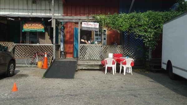 Front porch of Arabian Flair Bellydance Studio in Tallahassee, FL