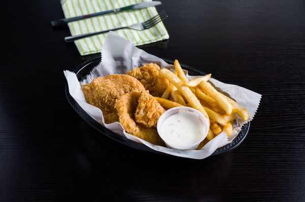 Fried chicken tender basket