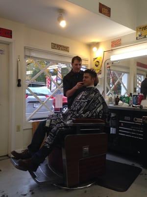 Scott giving a great cut!