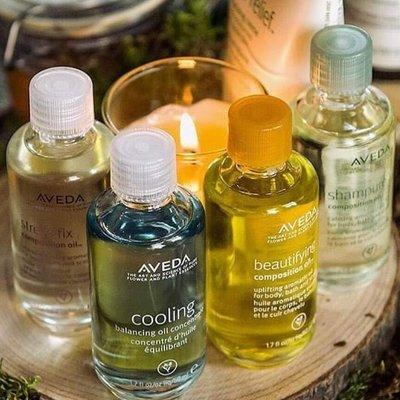 Avedas Composition oils for the complimentary scalp massage