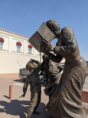 Sallie Chisum Statue, Artesia