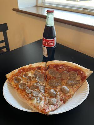 Two slices of sausage and coke. Nothing better.