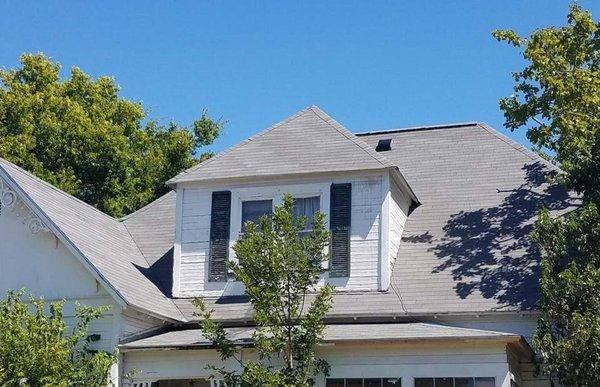 This Taylor, TX home is almost unrecognizable after BesTex Solutions completed a roof replacement!