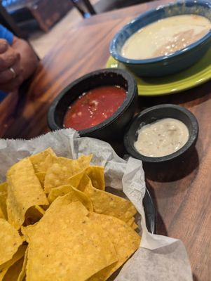 Plenty of hot chips and great bean dip.