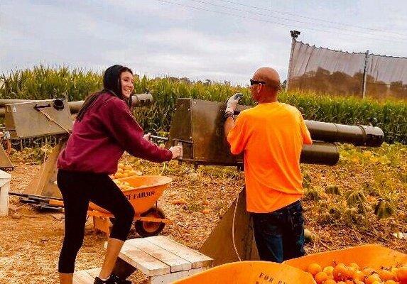 pumpkin blasting at Usegi farm