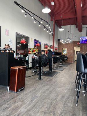 Knockouts Haircuts and Grooming