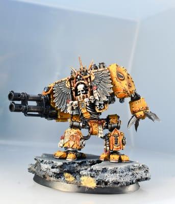 40k Imperial Fist Chaplain Dreadnought