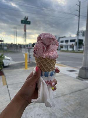 Strawberry Scoop