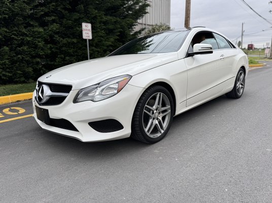 2014 Mercedes E350 4 Matic. Amg Package Fully loaded.