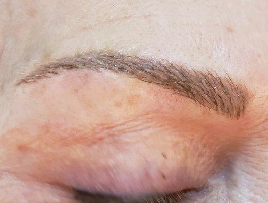 Beautiful full brow through microblading