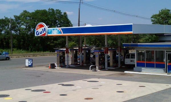 Gaeta's Gulf Gas Station, Route 1 North