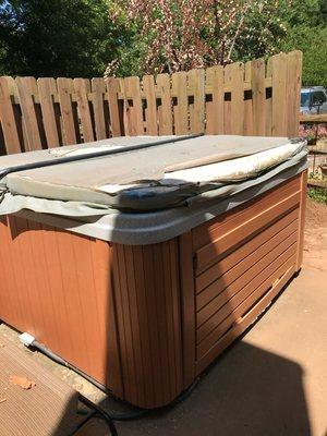 Hot tubs are a lot of work. This one in Indian Trail NC was no different but DrJunk always gets the job done.  DrJunk.com 980-32TRASH