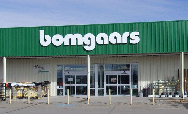 Bomgaars