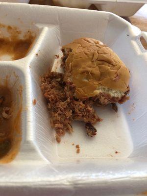 Pulled pork sandwich