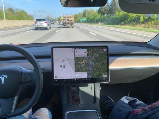 Tesla model 3 screen