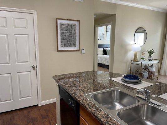 Vista Ridge Apartments in San Antonio, TX, offering 1, 2 and 3 bedroom apartments for rent in San Antonio.