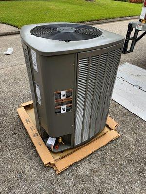 Brand New Condenser. It's a beauty!