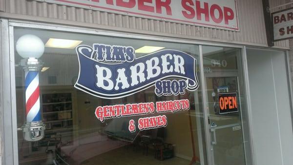 Barber Shop at 940 Washington Street