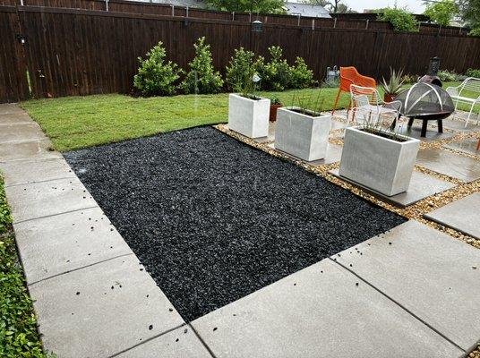 Rockscaping with Black Tejas Rock in Dallas Tx