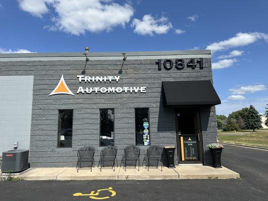 Front of Trinity Auto Care