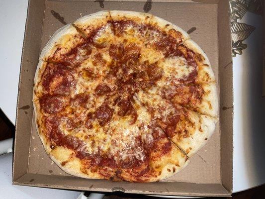 Large pepperoni pizza