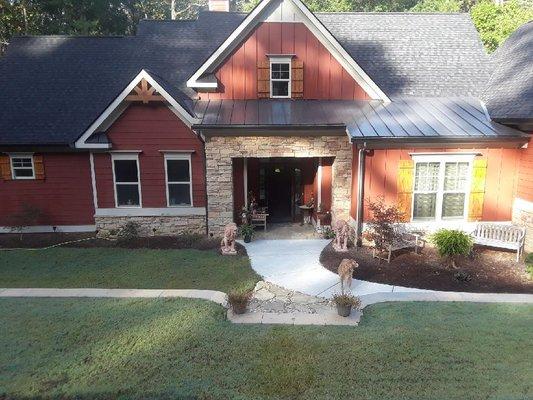 Atlanta Southern Paint painted the outside and inside of new home. Best painters for sure!