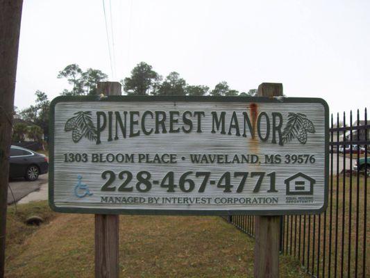 Pinecrest Manor