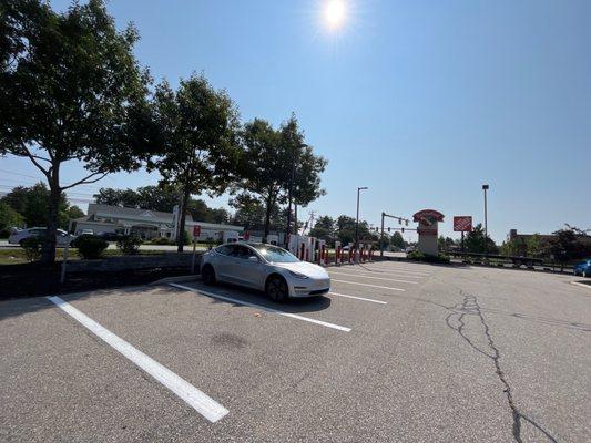 Rochester, NH Tesla Supercharger station