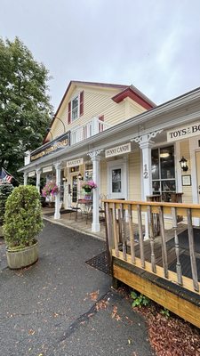 Williamsburg General Store